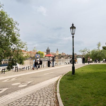 River View Apartment Прага Экстерьер фото