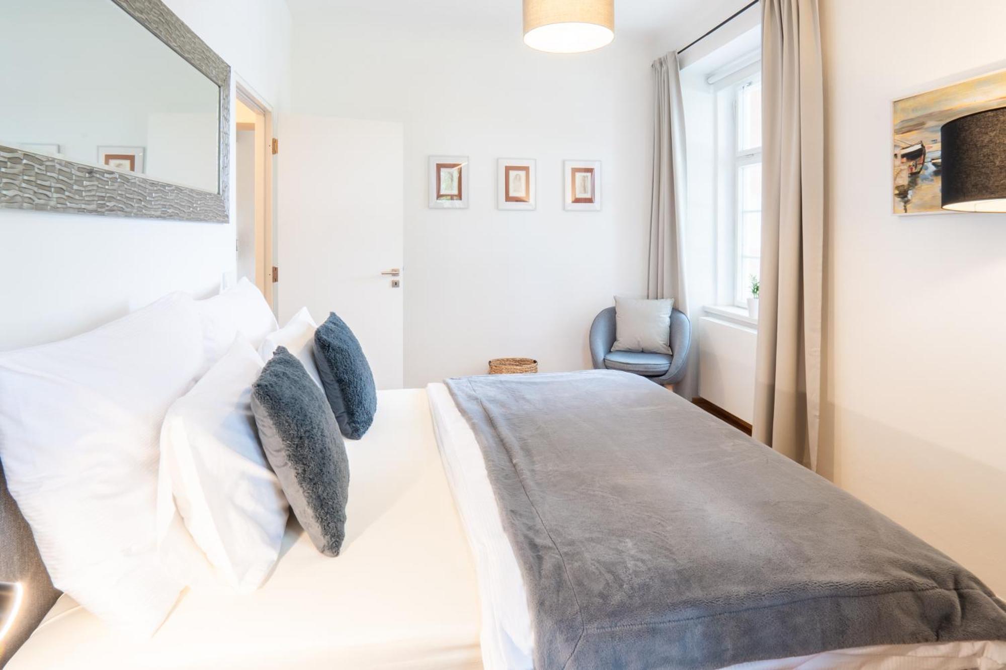 River View Apartment Прага Экстерьер фото